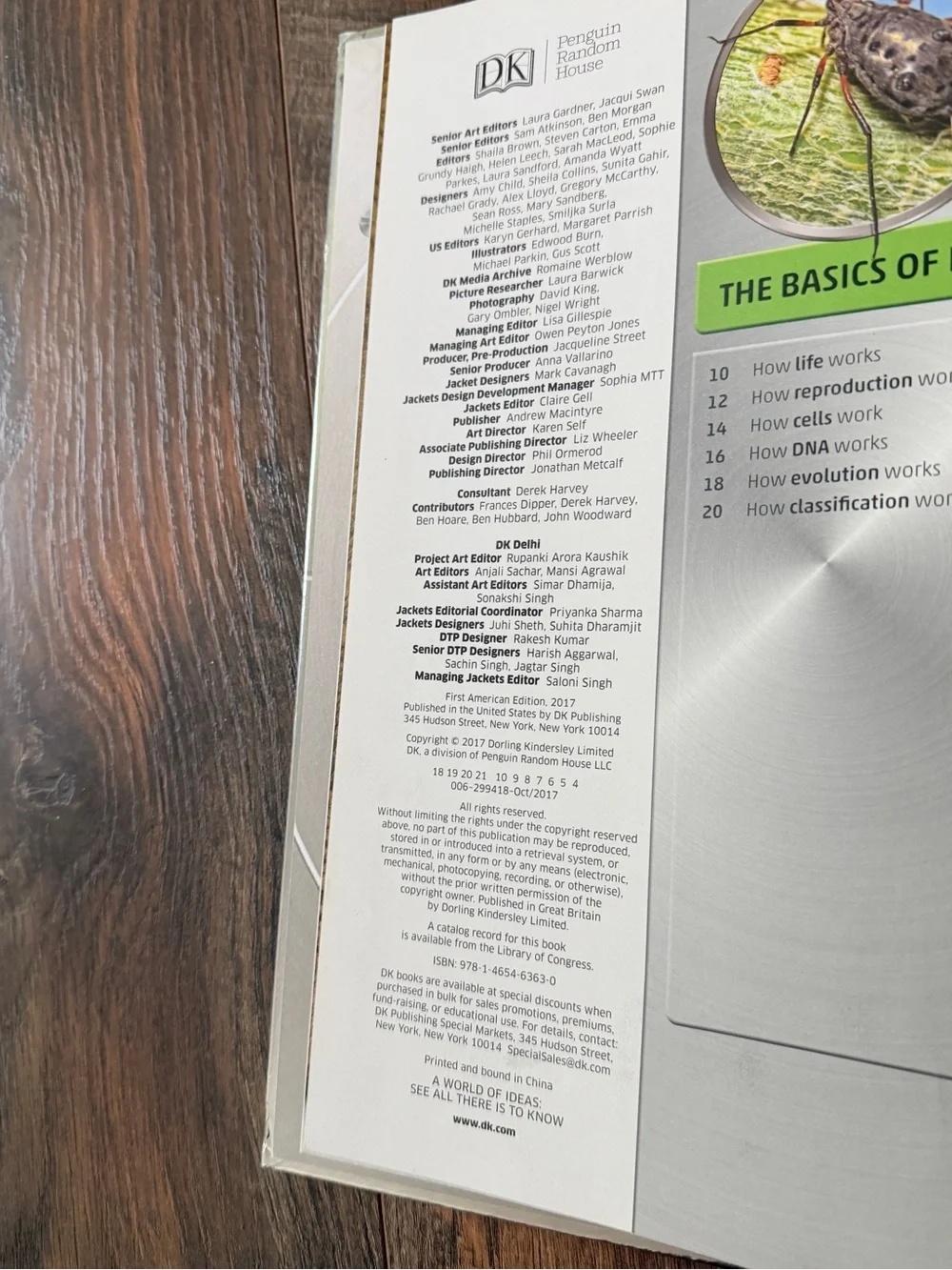 Smithsonian Explanatorium of Nature Illustrated Science Nature Book hardcover